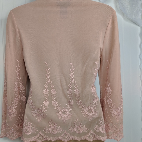 VTG The Limited Embroidered Gauze Mock Neck Top S - Picture 10 of 14